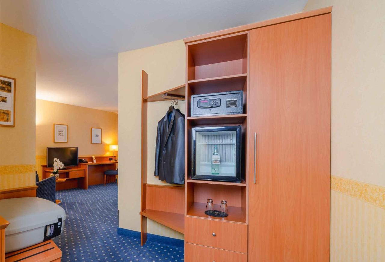 Plaza Inn Koeln Pulheim Extérieur photo